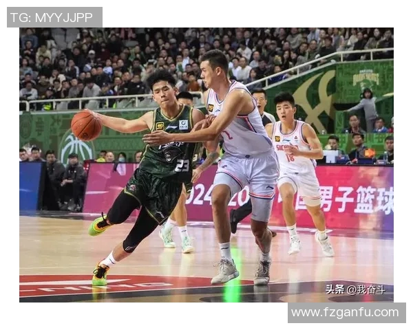 南京篮球队的节奏揭秘：从训练到比赛的全景探索与分析