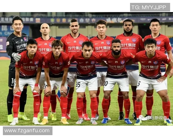 杭州乒乓球队在总决赛中的团队协作表现分析与点评